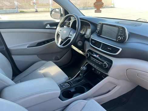 Used 2019 Hyundai Tucson SE AWD/4WD image 35