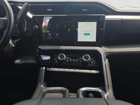 Used 2025 GMC Sierra 2500 Denali w/ Denali Reserve Package AWD/4WD image 14