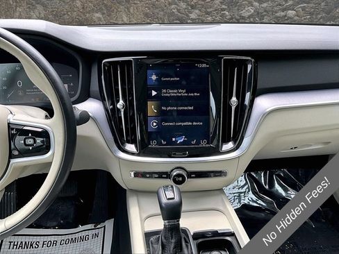 Used 2019 Volvo S60 T6 Momentum w/ Premium Package AWD/4WD image 6