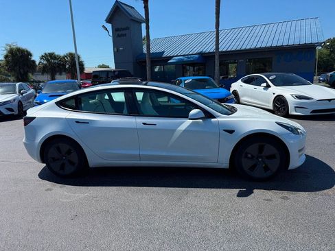 Used 2023 Tesla Model 3 Standard Range RWD image 4