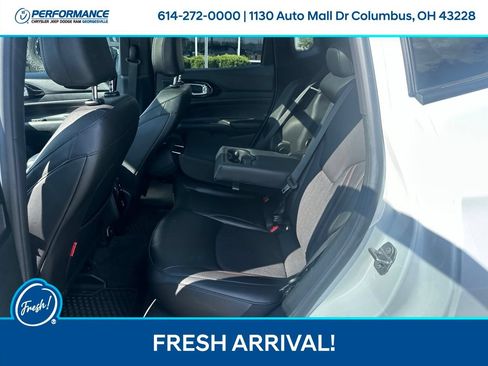 Used 2023 Jeep Compass Trailhawk w/ Sun and Sound Group AWD/4WD image 16