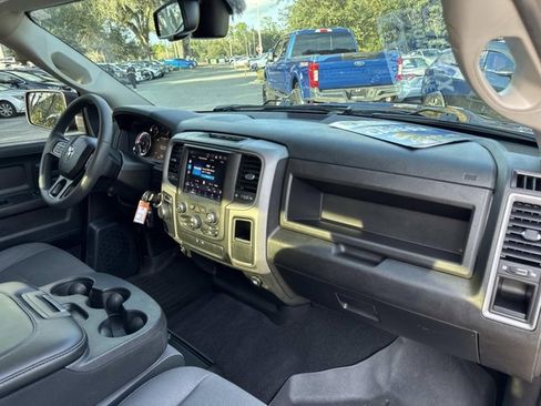 Used 2022 RAM 1500 Tradesman w/ Tradesman SXT Package image 17