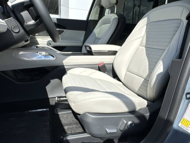New 2026 Lincoln Nautilus Reserve w/ Jet Appearance Package AWD/4WD image 17