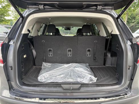 Certified 2026 Subaru Ascent Premium AWD/4WD image 19