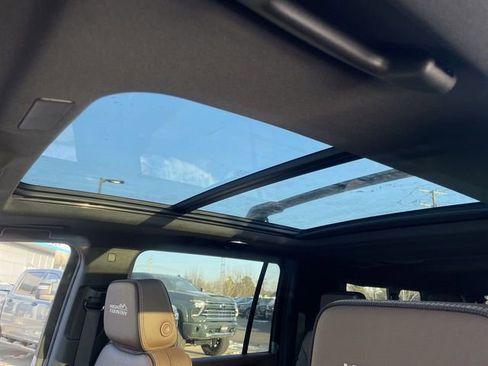 New 2026 Chevrolet Suburban High Country w/ Sun And Tow Package image 22