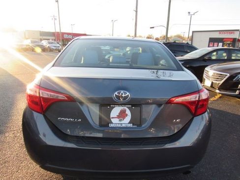 Used 2018 Toyota Corolla LE image 6