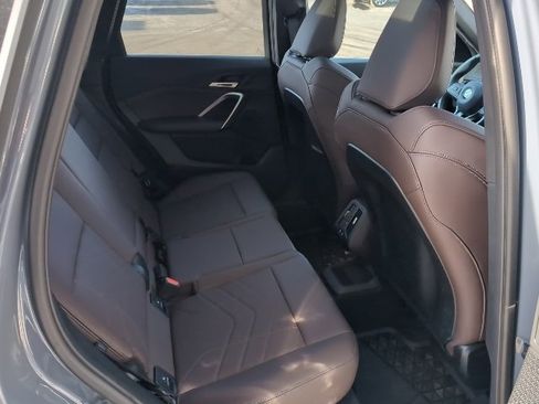 Used 2025 BMW X1 xDrive28i w/ Technology Package image 24