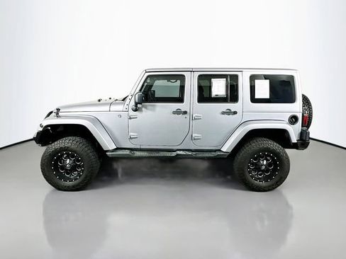 Used 2013 Jeep Wrangler Unlimited Sahara w/ Connectivity Group image 4