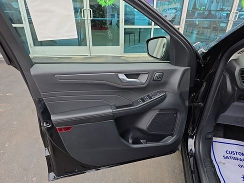 New 2026 Ford Escape Active w/ Active Premium Tech Pack image 11