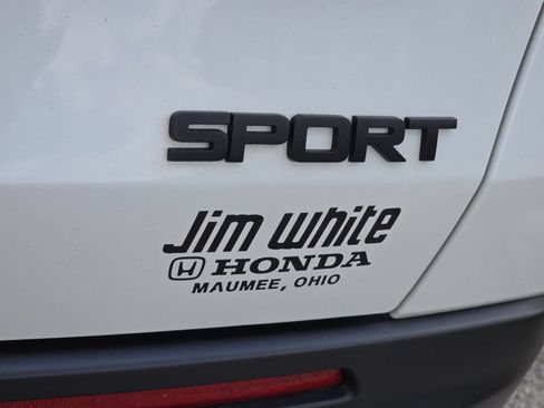Certified 2024 Honda HR-V Sport image 11