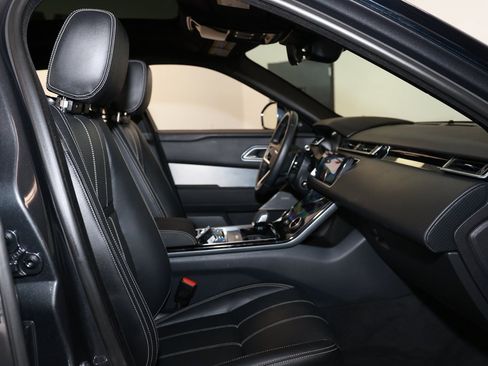 Used 2023 Land Rover Range Rover Velar R-Dynamic S image 16