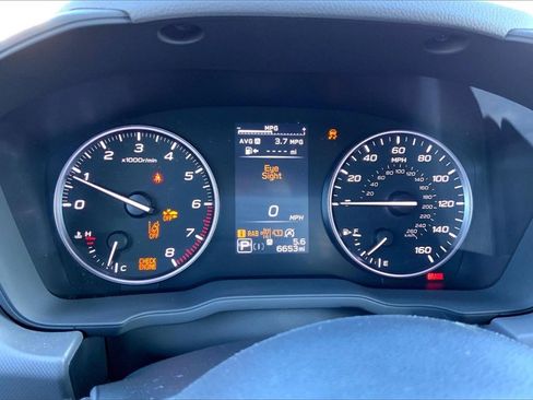 Used 2024 Subaru Crosstrek 2.5i Limited image 12