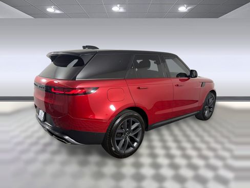 Used 2024 Land Rover Range Rover Sport SE AWD/4WD image 9