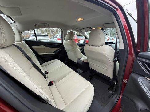 Used 2017 Subaru Impreza 2.0i Premium image 9