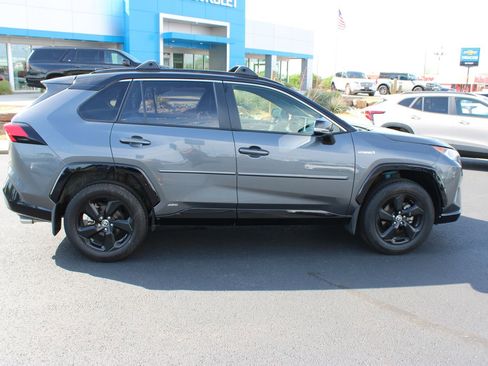 Used 2020 Toyota RAV4 XSE AWD/4WD image 10
