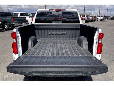Used 2024 Chevrolet Silverado 1500 ZR2 w/ Technology Package image 10