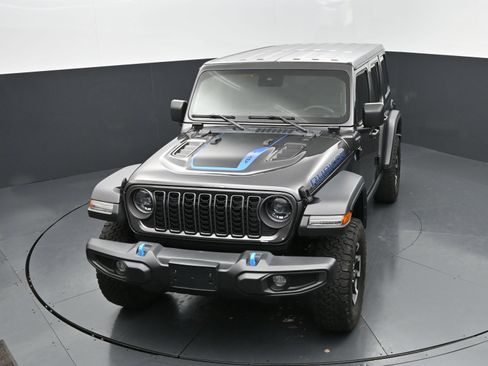 Used 2024 Jeep Wrangler Unlimited Rubicon 4xe AWD/4WD image 27