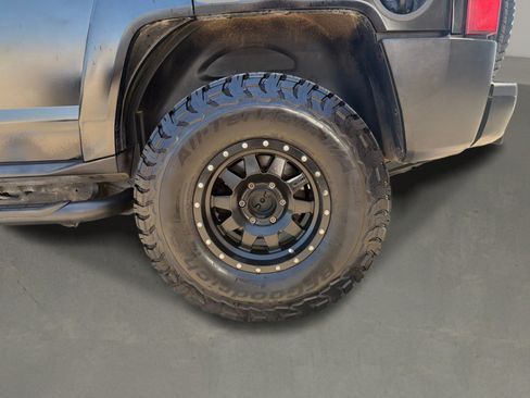 Used 2006 HUMMER H3 AWD/4WD image 23