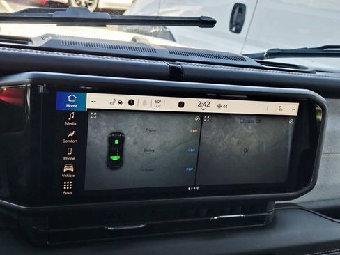 Used 2025 Jeep Wrangler Unlimited Sahara w/ Safety Group image 25