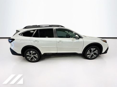 Used 2022 Subaru Outback Limited AWD/4WD image 3