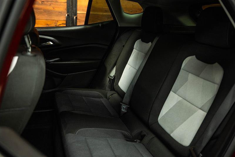 Used 2024 Chevrolet Trax LS FWD image 10