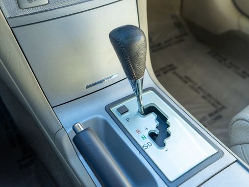 Used 2006 Toyota Solara SE image 19