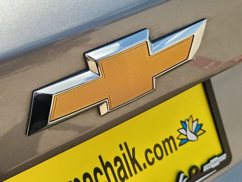 Used 2024 Chevrolet Trax LS w/ LS Convenience Package FWD image 27