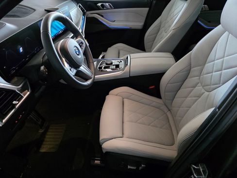 New 2026 BMW X5 xDrive50e w/ M Sport Package AWD/4WD image 7