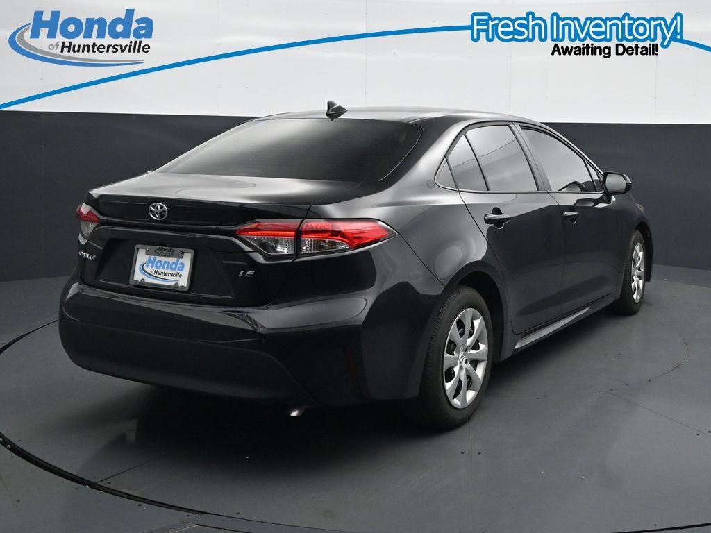 Used 2026 Toyota Corolla LE FWD image 10