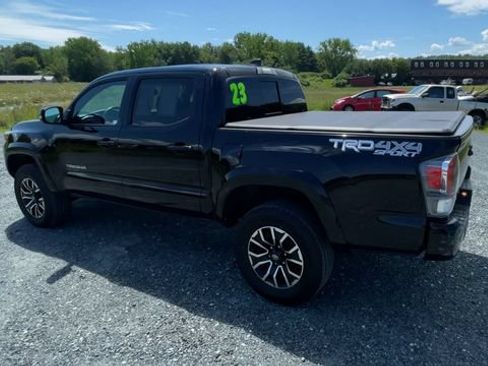 Certified 2023 Toyota Tacoma TRD Sport w/ Technology Package AWD/4WD image 6