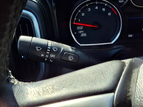 Used 2020 Chevrolet Silverado 1500 LT w/ All-Star Edition image 19