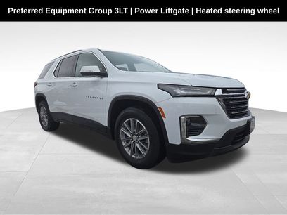 Used 2023 Chevrolet Traverse LT