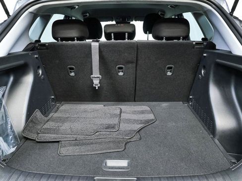 Used 2025 Hyundai Kona SE FWD image 25