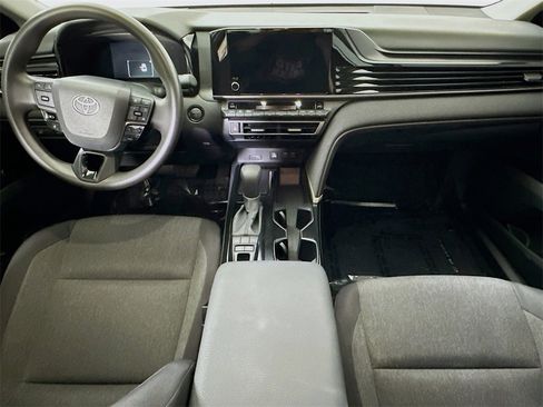Used 2025 Toyota Camry LE image 16
