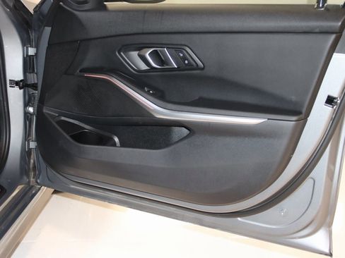 Used 2025 BMW 330i xDrive Sedan image 51