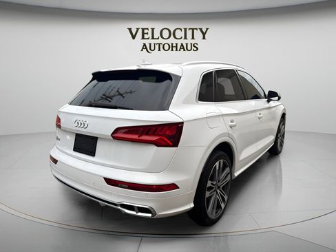 Used 2018 Audi SQ5 Prestige AWD/4WD image 7