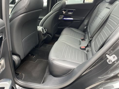 Certified 2025 Mercedes-Benz GLC 300 image 39