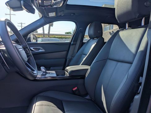 New 2026 Land Rover Range Rover Velar Dynamic SE image 12