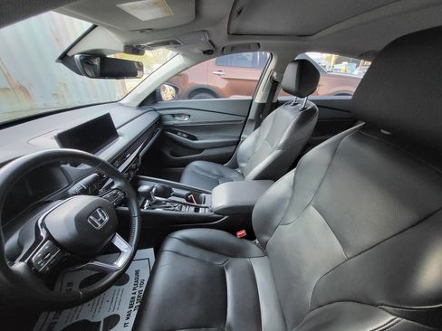 Used 2023 Honda Accord Touring image 10