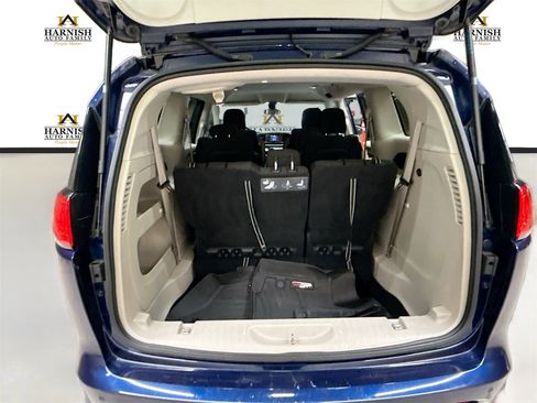 Used 2017 Chrysler Pacifica LX w/ Tire & Wheel Group image 24