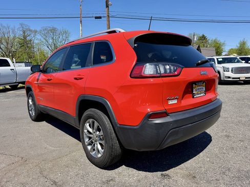 Used 2021 Jeep Cherokee Latitude Plus w/ Sun & Sound Group AWD/4WD image 5