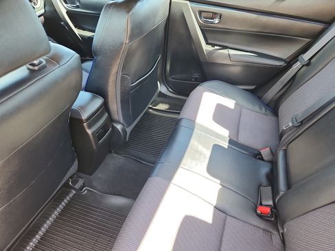 Used 2019 Toyota Corolla SE w/ Body Protection Package FWD image 13