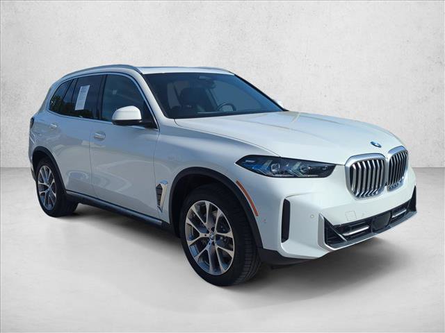 Used 2026 BMW X5 sDrive40i w/ Parking Assistance Package RWD image 3