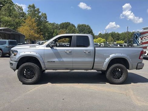 Used 2022 RAM 1500 Big Horn w/ Night Edition AWD/4WD image 2