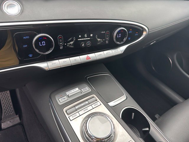 Used 2025 Genesis GV70 2.5T w/ Select Package AWD/4WD image 24