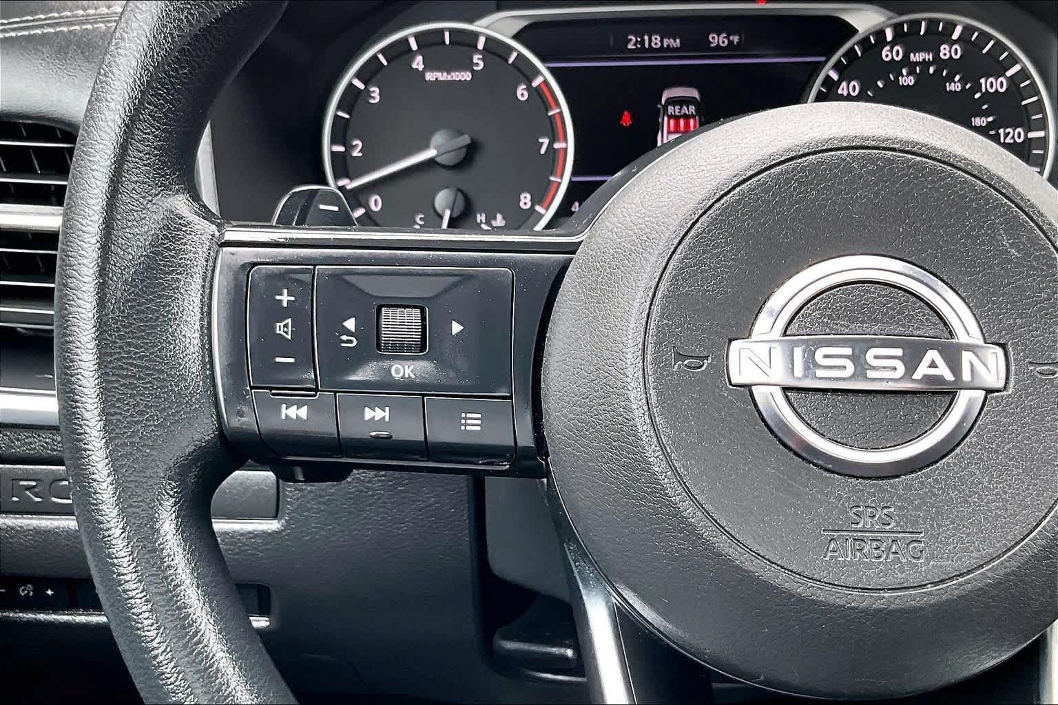 Used 2023 Nissan Rogue S FWD image 23