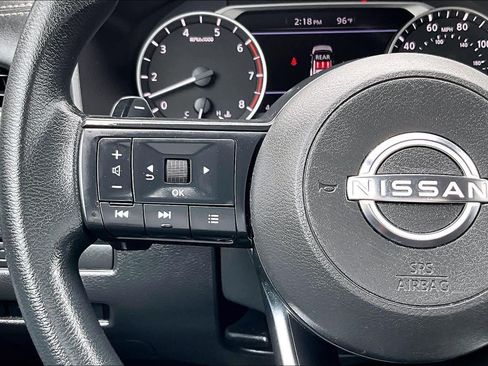 Used 2023 Nissan Rogue S FWD image 23