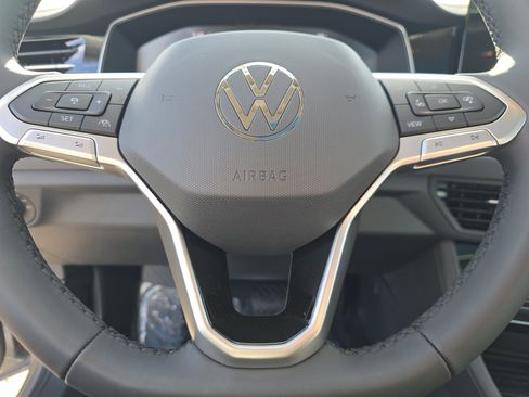 New 2026 Volkswagen Jetta SE image 18