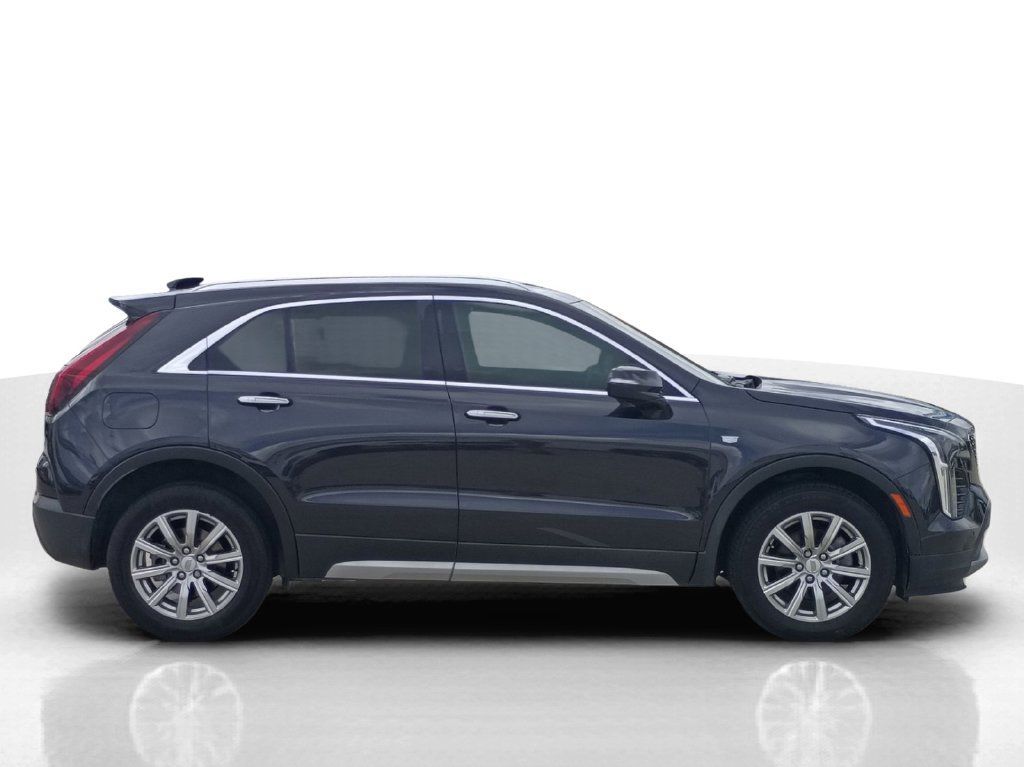 Used 2023 Cadillac XT4 Premium Luxury FWD image 4