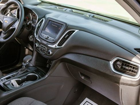 Used 2024 Chevrolet Equinox LT w/ Driver Convenience Package FWD image 11